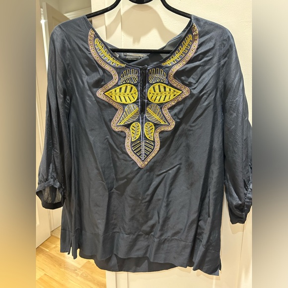 BCBG tunic top - Picture 2 of 2